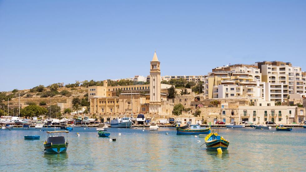 Otro lugar por conocer en Malta es: Marsascala un pueblo costero de vida tranquila 