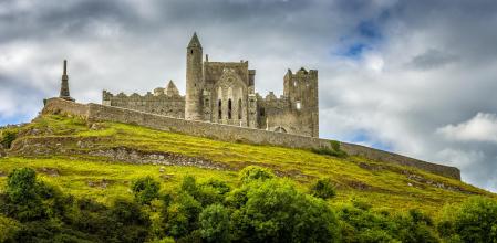 La Roca de Cashel es una de las atracciones turísticas más visitadas en Irlanda.