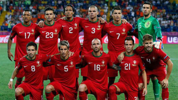 Selección de futbol de Portugal aprende portugués con futbol 