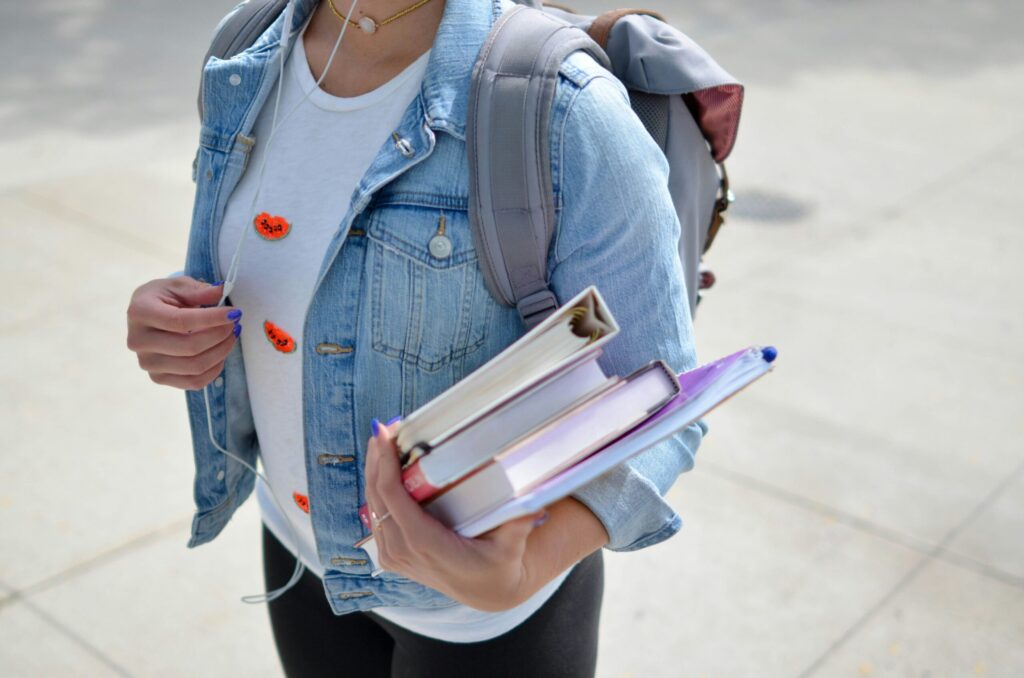 Estudiar ingles con descuentos 2 scaled 1