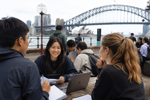 Jovenes estudiando ingles en Brisbane